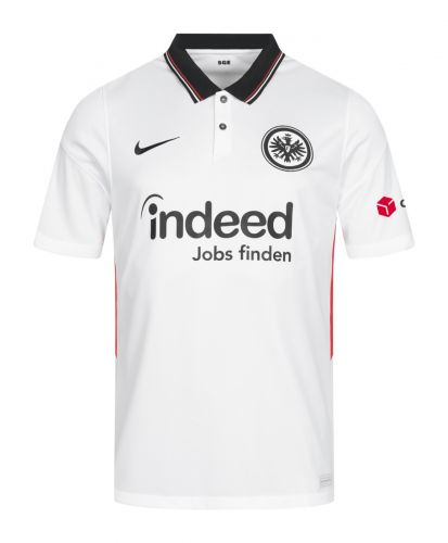 Eintracht Frankfurt 2021-22 third
