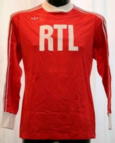 Olympique Lyon 1982-83 home