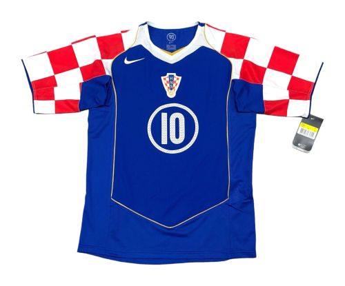 Croatia 2004 away