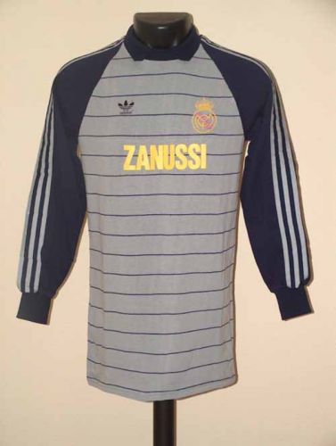 Real Madrid 1983-84 away