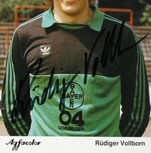 Bayer Leverkusen 1981-82 home