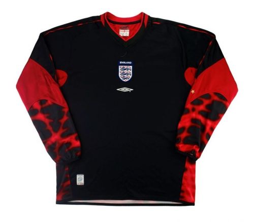 England 2004 Away