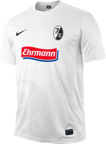 SC Freiburg 2013-14 away