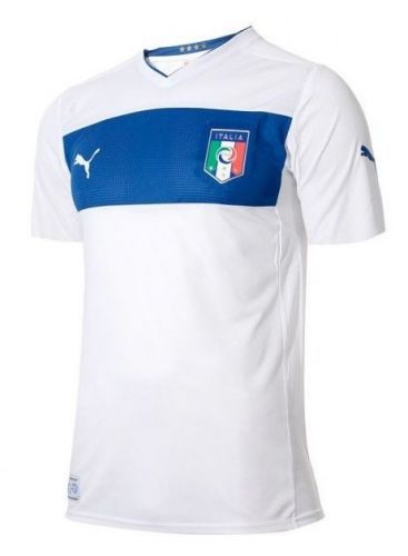Italy 2012 Visitante