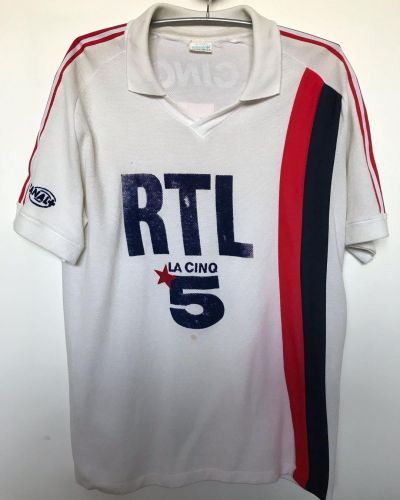 Paris Saint-Germain 1988-89 Local