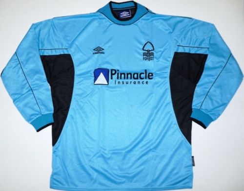 Nottingham Forest 2000-01 Portero