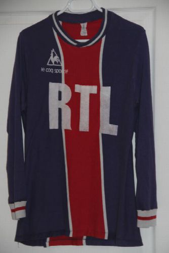 Paris Saint-Germain 1976-77 Local