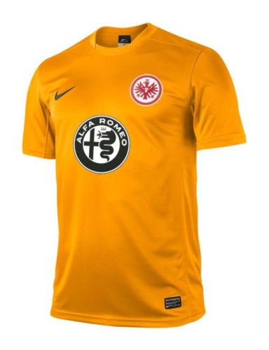 Eintracht Frankfurt 2015-16 third