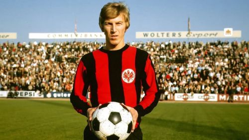 Eintracht Frankfurt 1972-73 home