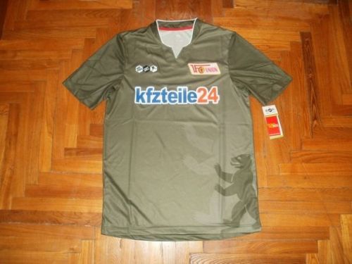 Union Berlin 2010-11 away