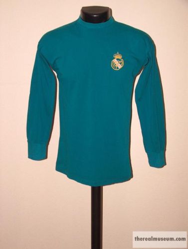 Real Madrid 1970-71 away