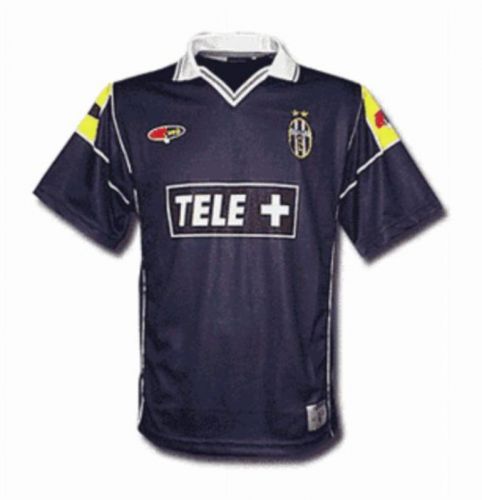 Juventus 2000-01 Third