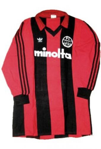 Eintracht Frankfurt 1980-81 home