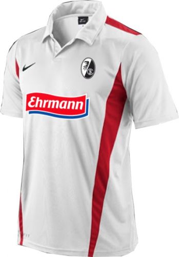 SC Freiburg 2010-11 away