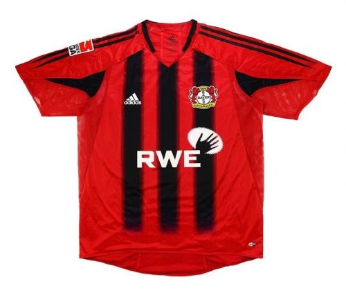 Bayer Leverkusen 2004-05 home