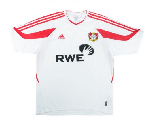 Bayer Leverkusen 2003-04 away