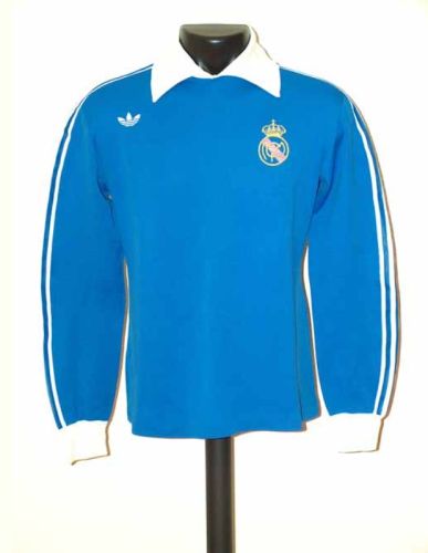 Real Madrid 1975-76 home