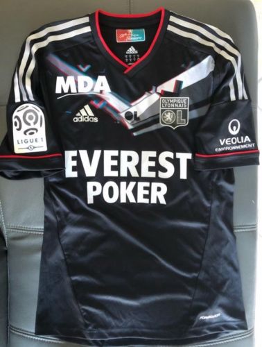 Olympique Lyon 2011-12 home