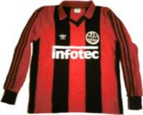 Eintracht Frankfurt 1982-83 home