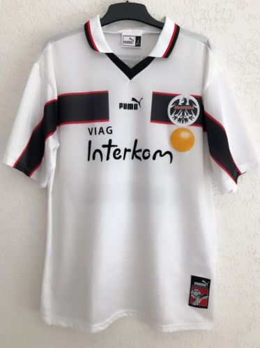 Eintracht Frankfurt 1998-99 away