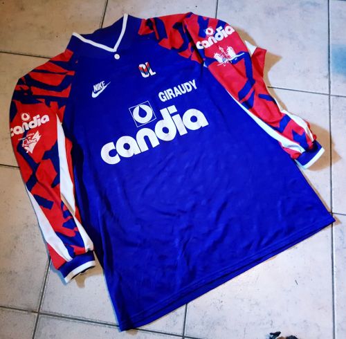 Olympique Lyon 1991-92 away