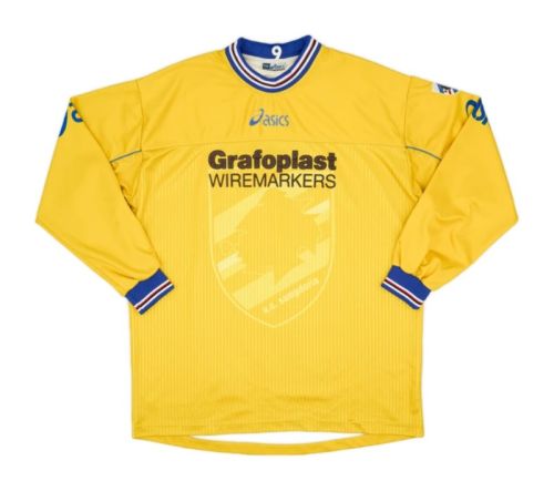Sampdoria 2001-02 home
