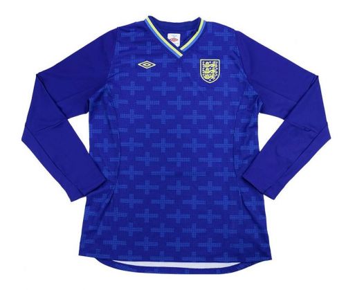 England 2012 Away