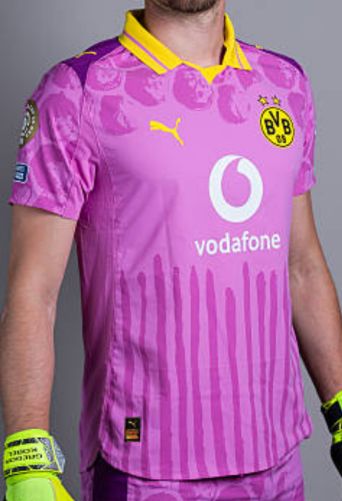 Borussia Dortmund 2025 Portero
