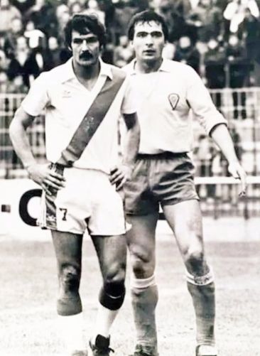 Rayo Vallecano 1982-83 Home