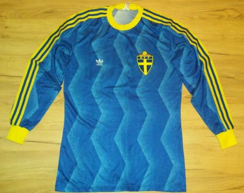 Sweden 1988 away