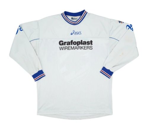 Sampdoria 2001-02 home