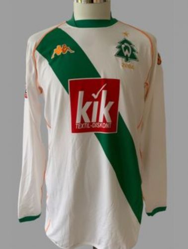 Werder Bremen 2004-05 home