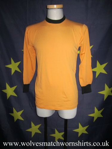 Wolverhampton 1965-66 Home