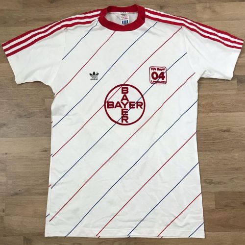 Bayer Leverkusen 1987-88 away