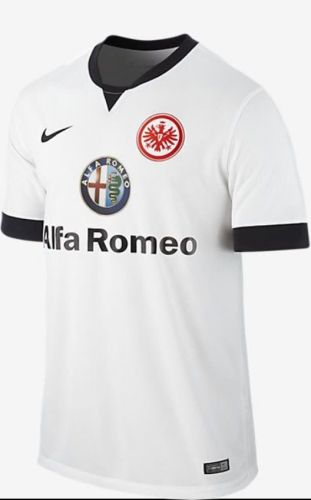 Eintracht Frankfurt 2014-15 away
