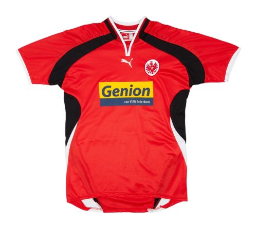Eintracht Frankfurt 2000-01 home