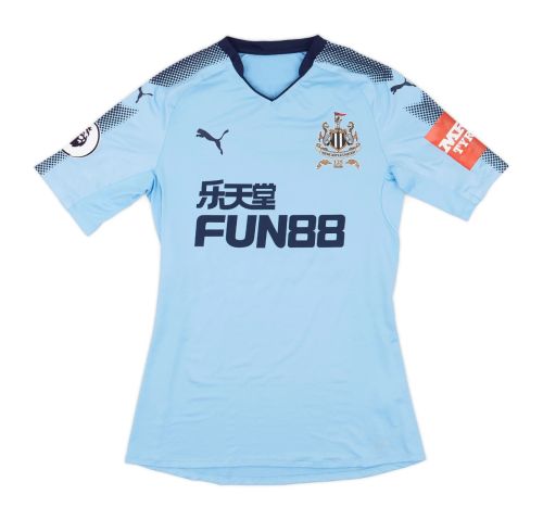 Newcastle United 2017-18 away