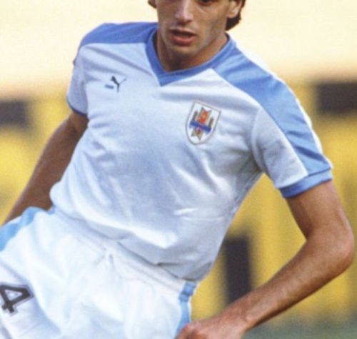 Uruguay 1989 away