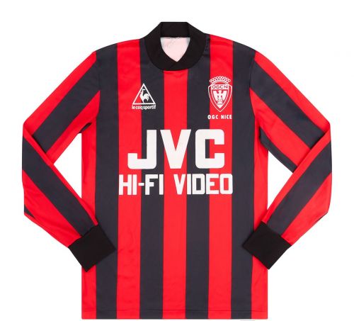 OGC Nice 1981-82 home