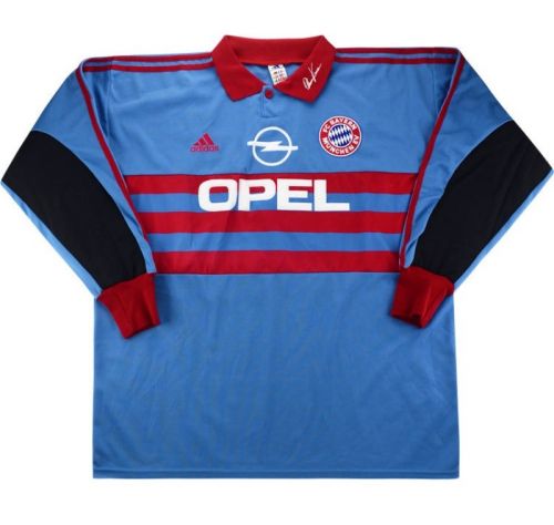 Bayern Munich 1999-00 Home