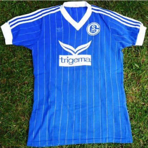 Schalke 04 1981-82 Home