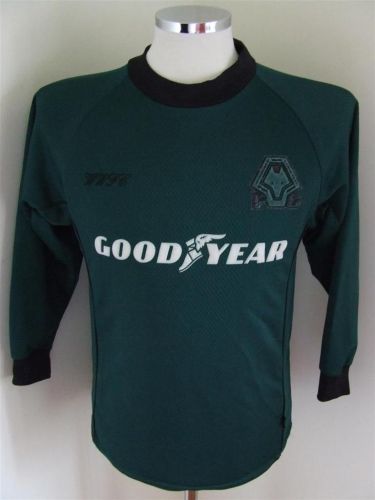 Wolverhampton 2001-02 GK
