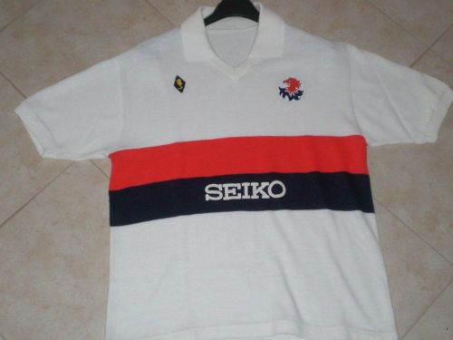 Genoa 1981-82 away