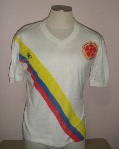 Colombia 1980 away