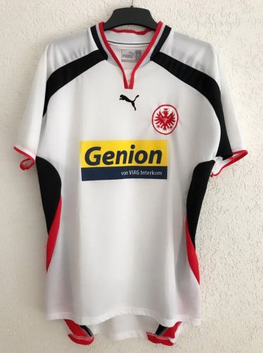 Eintracht Frankfurt 2000-01 away