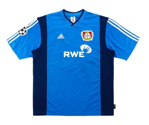 Bayer Leverkusen 2002-03 away