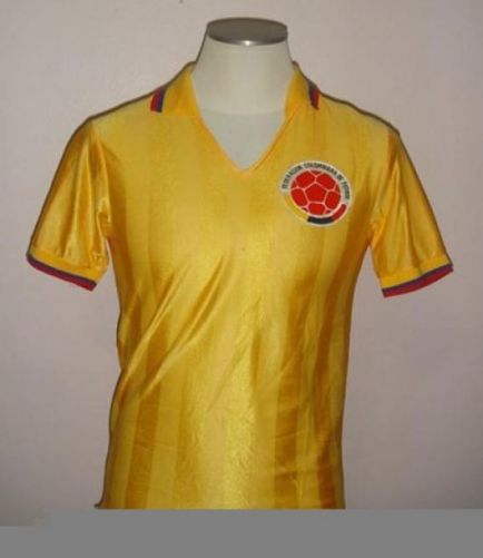Colombia 1985 away
