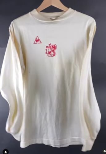 Ajax 1973-74 Third
