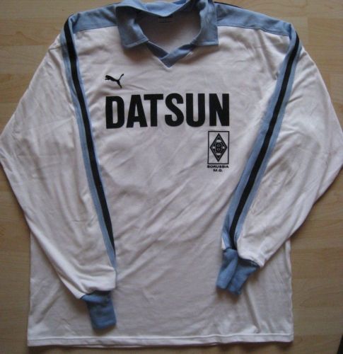 Borussia M'gladbach 1981-82 third