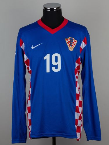 Croatia 2008 away